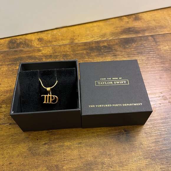 Taylor Swift - The Tortured Poets Department Necklace NWT Sold Out - Picture 1 of 3